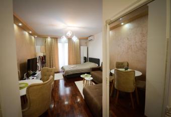 Apartman In Lux has Balcony rooms