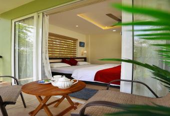 Glad Valley Wayanad By Lexstays has Balcony rooms