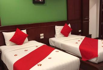 Art Mansion Patong Phuket Thailand has rooms with a private hot tub