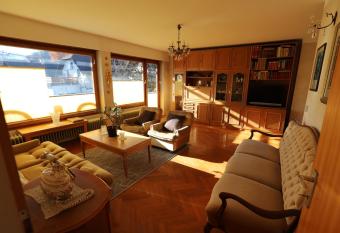 Vintage Apartment Bled has Balcony rooms