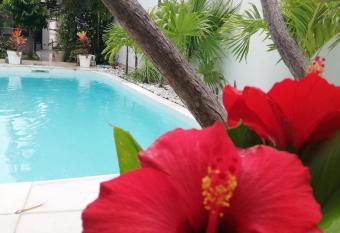 La Casita Blanca has Balcony rooms