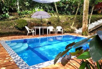 Casa Quinta privada con piscinas Billar, Tejo, Jacuzzy climatizado, kiosco has Balcony rooms