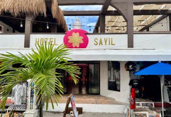 Hotel Sayil allows 18 year olds to book a room