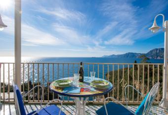 Hotel Villa Bellavista has Balcony rooms