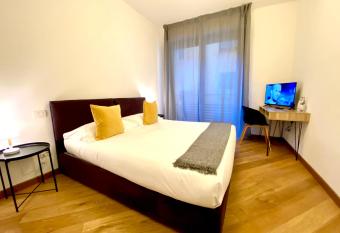Palazzina B - Smart Rooms allows 18 year olds to book a room