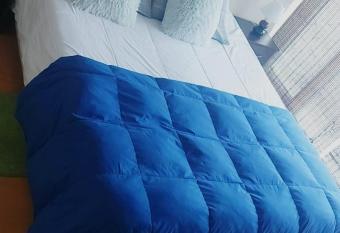 Precioso apartamento 1D+1B // Jumbo+centro 5 min has rooms with a private hot tub