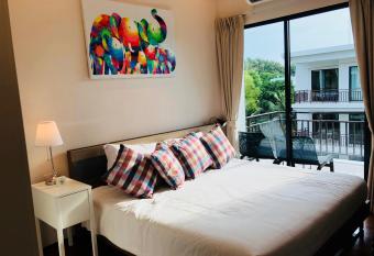 The Title West Wing@Rawai By Siri allows 18 year olds to book a room