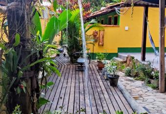 Bela Casa Quartos has Balcony rooms