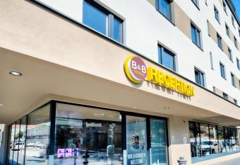 B&B Hotel Wien-Stadthalle allows 18 year olds to book a room