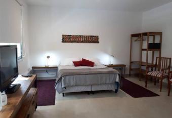 Luminoso monoambiente en Pueyrred  n y Ameghino allows 18 year olds to book a room