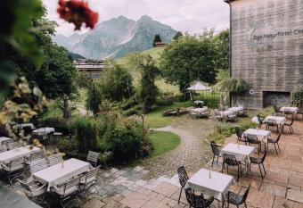 Naturhotel Chesa Valisa has Balcony rooms