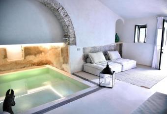 Castello di San Marco Charming Hotel & SPA has Balcony rooms