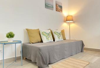 Suites XL & XL plus room allows 18 year olds to book a room