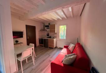 Terrazza Montegrappa allows 18 year olds to book a room