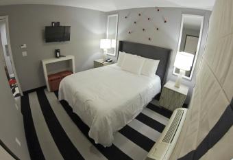 Hollywood Le Bon Hotel allows 18 year olds to book a room