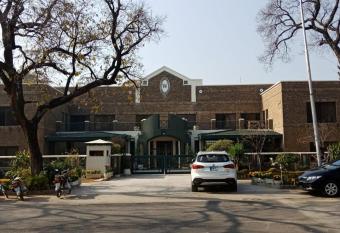 Welcome Hotel Islamabad has Balcony rooms