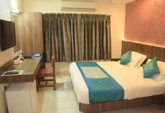 Hotel Balwas has Balcony rooms