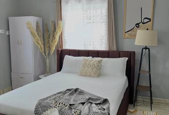 Nuels Apartment allows 18 year olds to book a room