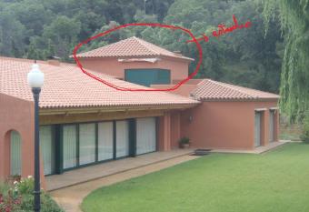 Apartment estudi allows 18 year olds to book a room