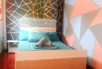 Cabanatuan City PNY TRANSIENT INN 4 has Balcony rooms