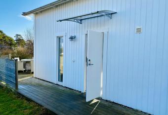 Le Chalet Onsala allows 18 year olds to book a room