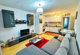 Relax Apartment 2 allows 18 year olds to book a room