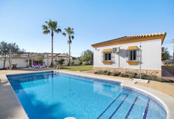 Casa Cristina has Balcony rooms
