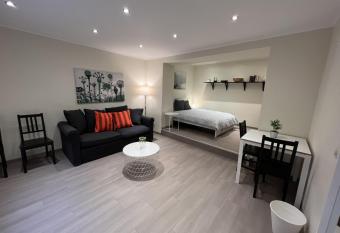 city rooms luxembourg allows 18 year olds to book a room