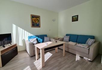 Iglika 2 Cozy flat  has Balcony rooms