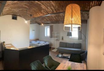 Unique studios near Tivoli has Balcony rooms