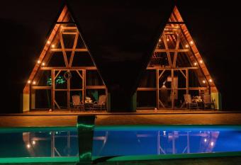 Pousada Sestrem - S  o Jo  o Batista - SC has rooms with a private hot tub