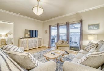 South Harbour D3 has Balcony rooms