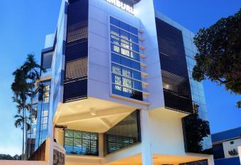 Hotel Thamburu International has Balcony rooms