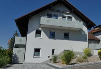 Haus B  rbel Koch allows 18 year olds to book a room