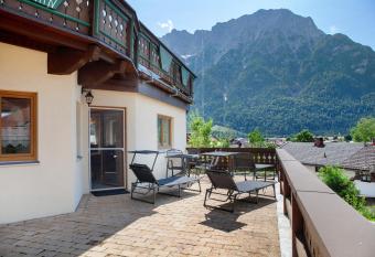 Ferienwohnung Lapislazuli has Balcony rooms