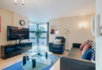 Jyde Apartments - Sheffield City Centre allows 18 year olds to book a room