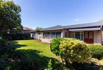 Glenmore Guesthouse has Balcony rooms