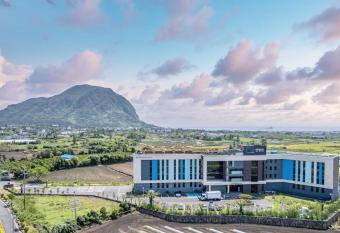 Sanbangsan Hotel has Balcony rooms