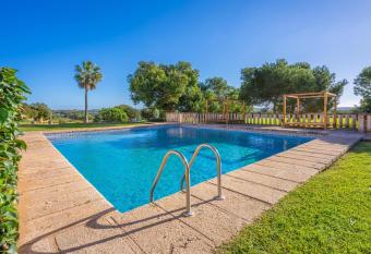 Es turo de ses illes has Balcony rooms