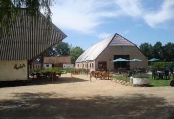 Bouwelhoeve  t Schuur has Balcony rooms