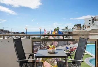 Majestic has Balcony rooms