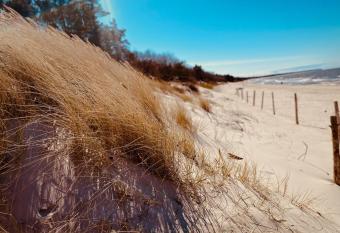 Apartament Polanki Aqua A408 has rooms with a private hot tub