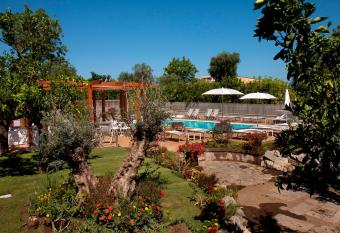 Il Roseto has Balcony rooms