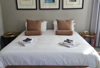 Casa Benetti allows 18 year olds to book a room