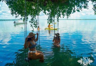 XO Hotel Bacalar Frente a la Laguna has Balcony rooms