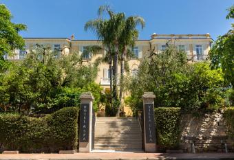 Hotel Villa Elisa & Spa allows 18 year olds to book a room