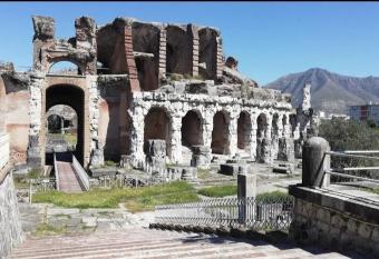 Casa palazzine ovest in centro citt   has Balcony rooms