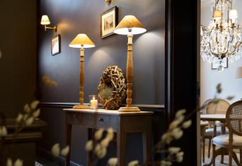 Mansion9Bruges allows 18 year olds to book a room