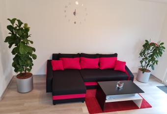 Ferienwohnung / Messeunterkunft has Balcony rooms