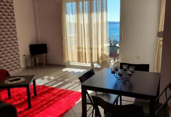 Lordez Apartment has Balcony rooms